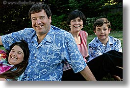 images/personal/FathersDay2007/peter-lucy-zach-alexandra-2.jpg