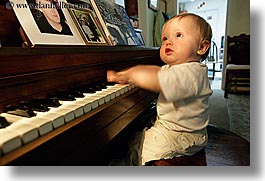 images/personal/Jack/IndyJune2005/Piano/jack-playing-piano-6.jpg