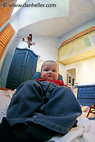 fisheye-jack-on-bed-07.jpg