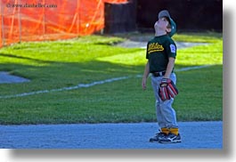 images/personal/Jack/LittleLeague2012/jack-in-field-02.jpg