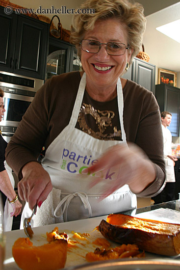 carole-cooking.jpg