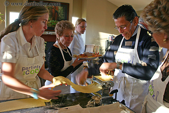 jill-n-joe-making-pasta-02.jpg