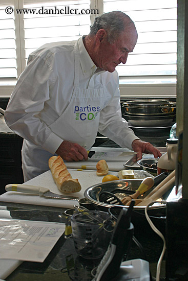 larry-cooking-01.jpg