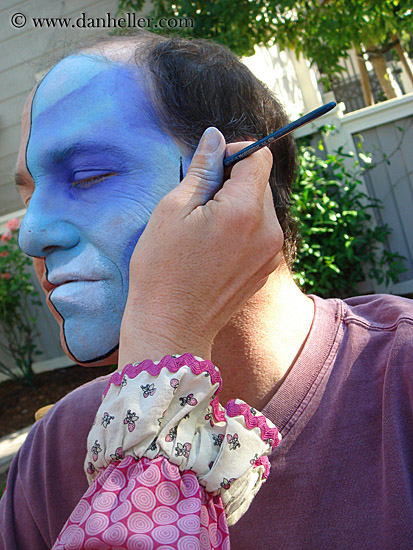 dan-prepping-paint-mask-3.jpg